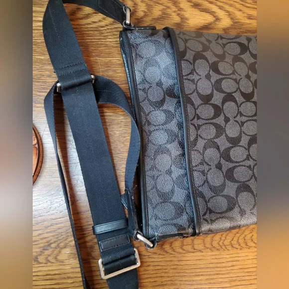 Black Coach Crossbody - Picture 8 of 10